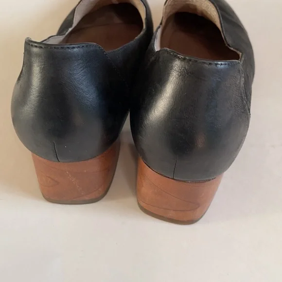 Dansko Black Leather Block Heel Loafers size 38 - Picture 4 of 11